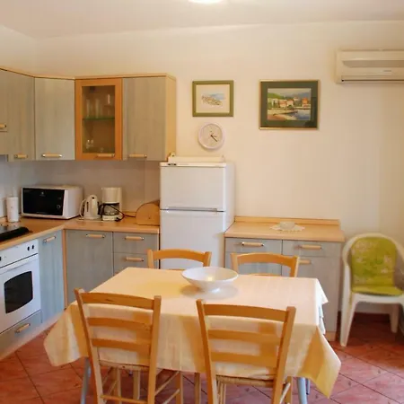 Apartment Branko With Free Parking